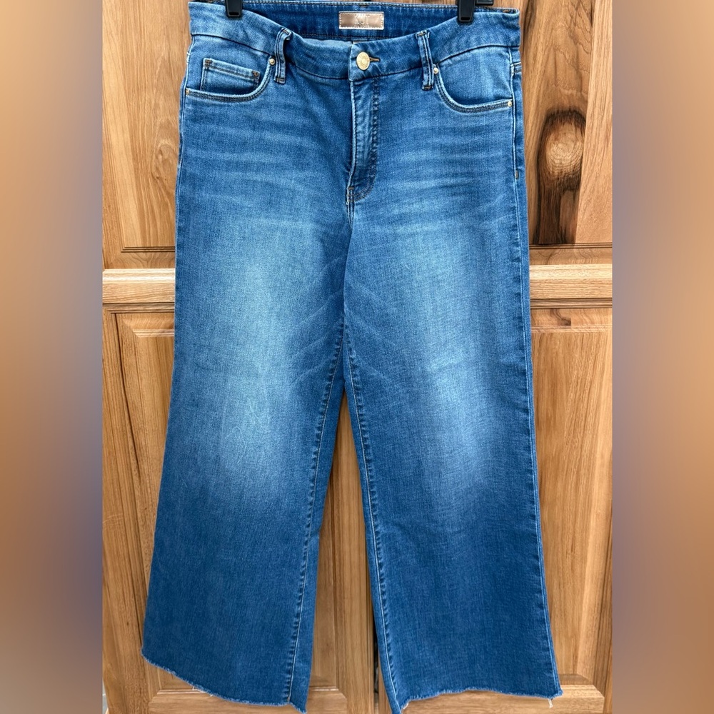 Kut from the Kloth Medium Wash wide leg Jeans